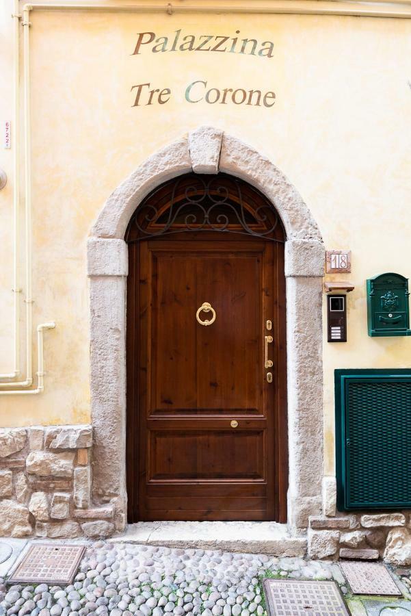 Dreamy Apartment Tre Corone Old Town Desenzano del Garda Exterior photo